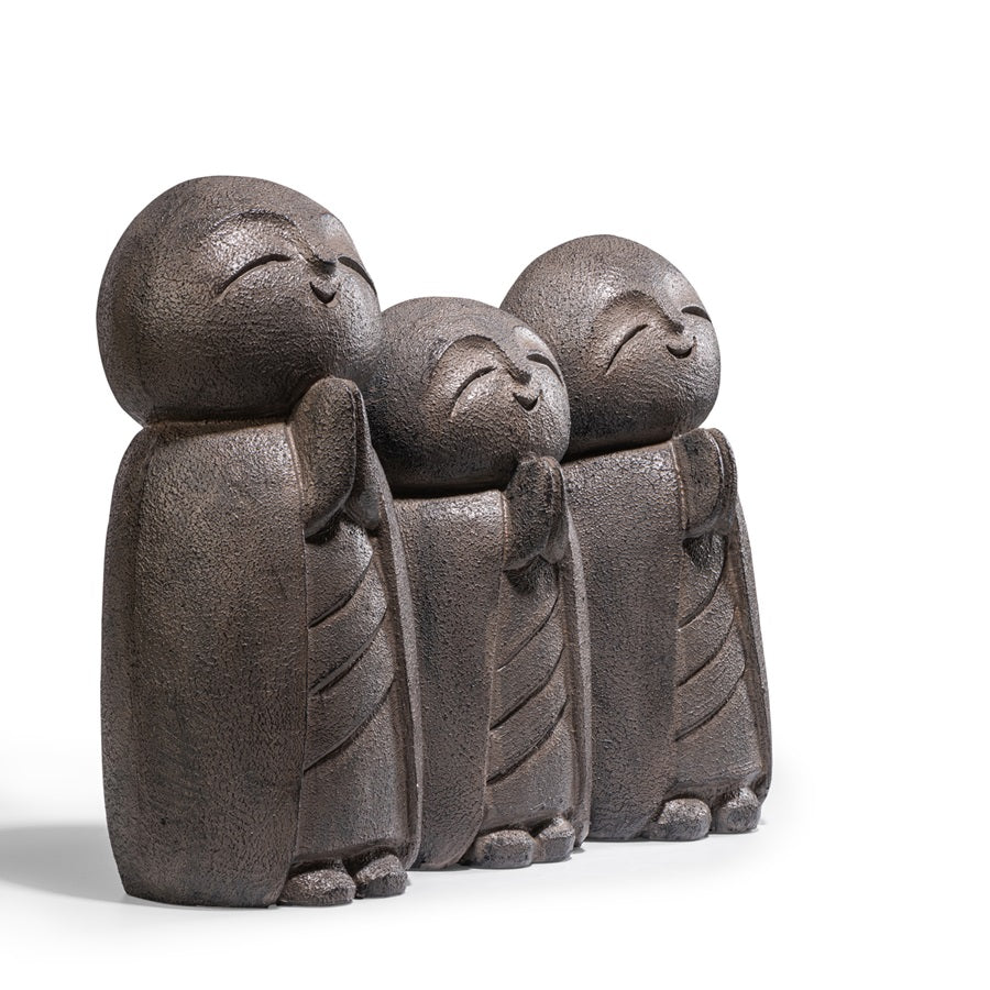 Ashnam Zuzu Family Monk Statue, Rust Iron - A Symbol of Unity, Peace and Harmony