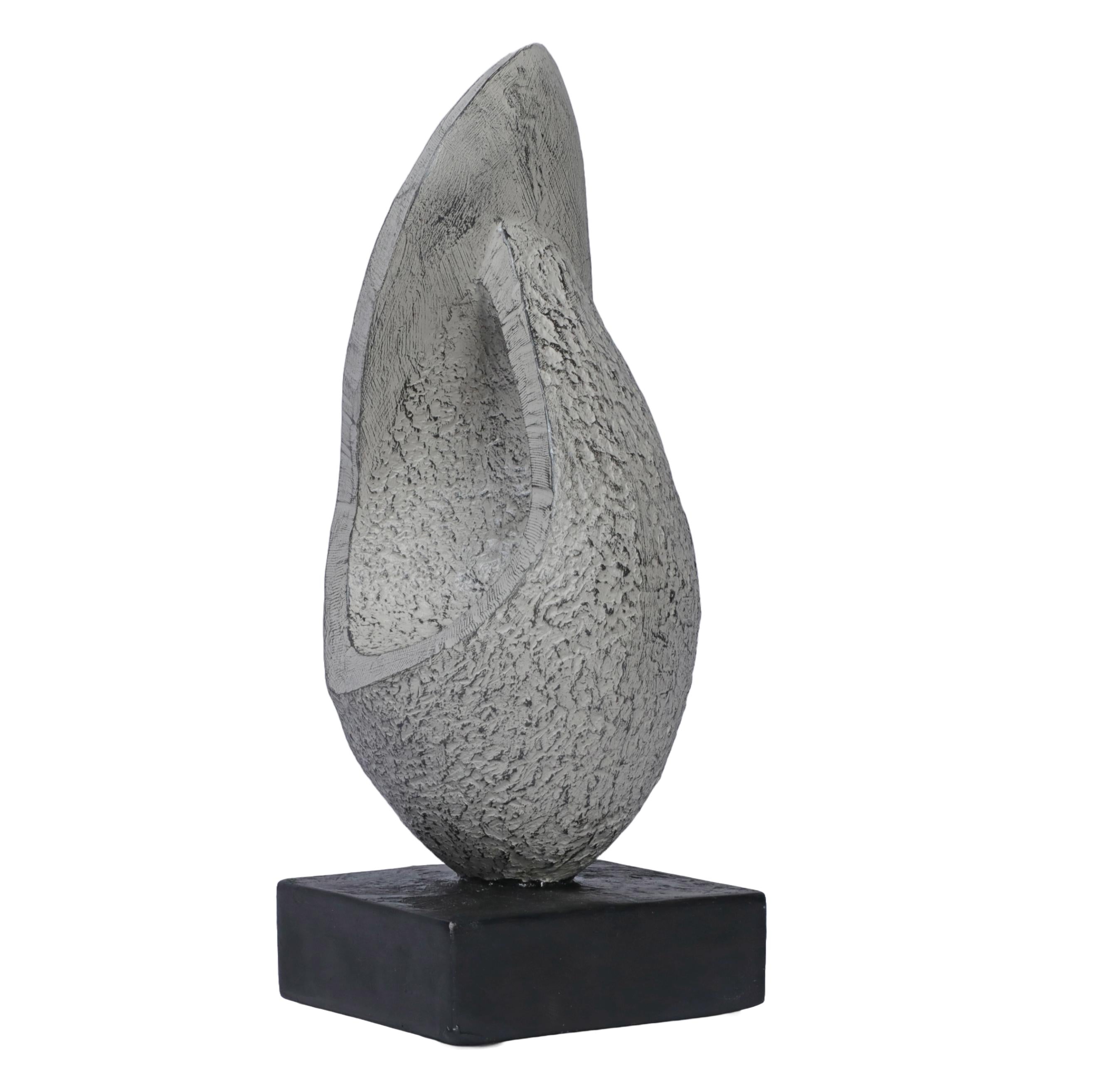 Ashnam Central Caved Minimal Sculpture - Silver Pearl, 30 Cm
