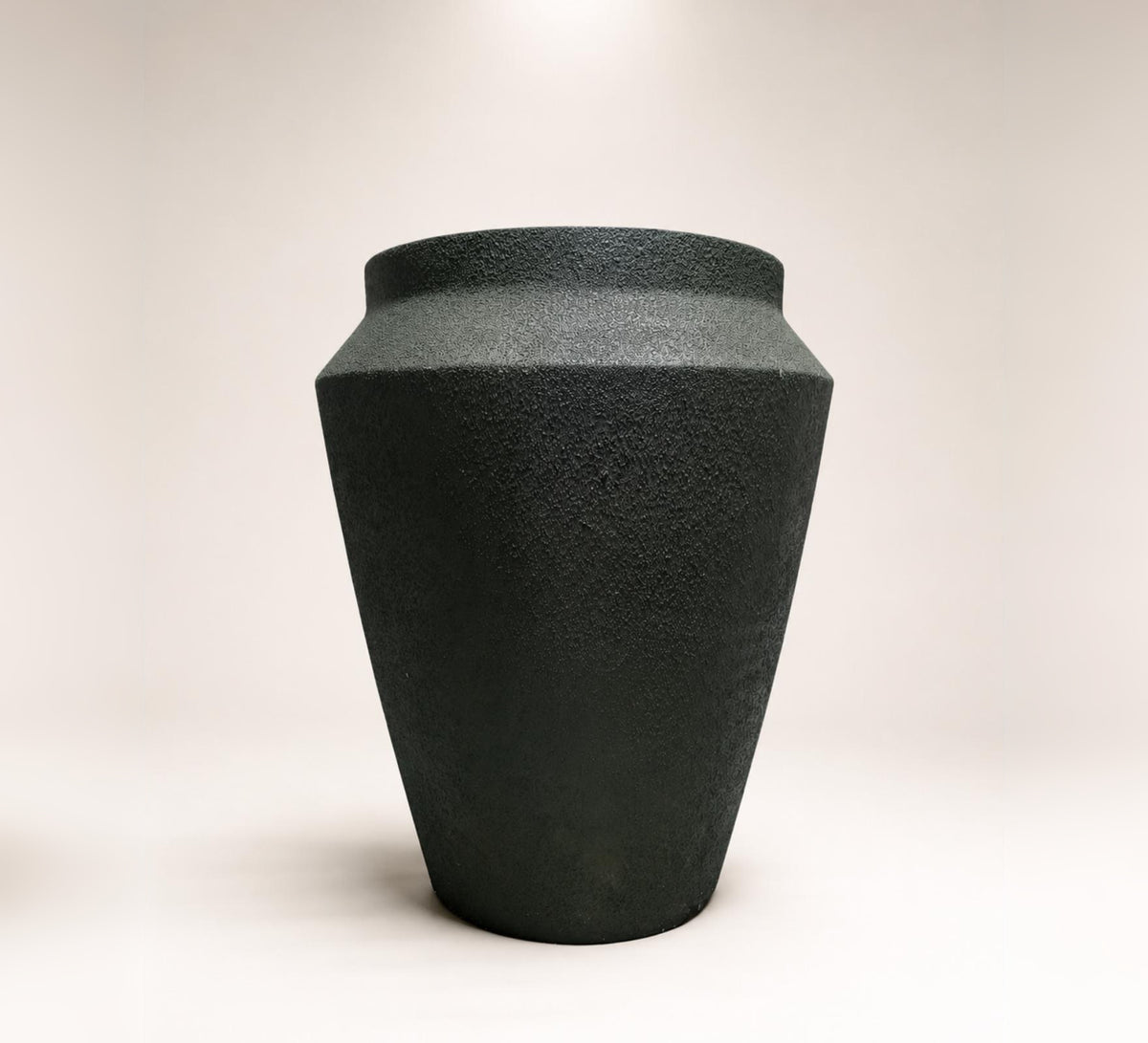 Tapered Planter – Black - Close-up